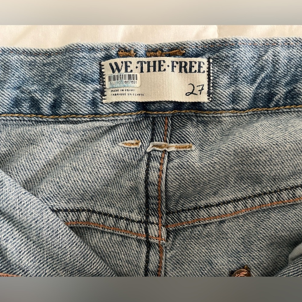 NWT Free People We the Free Ivy Mid rise denim shorts 27 raw hem button fly - Picture 6 of 11
